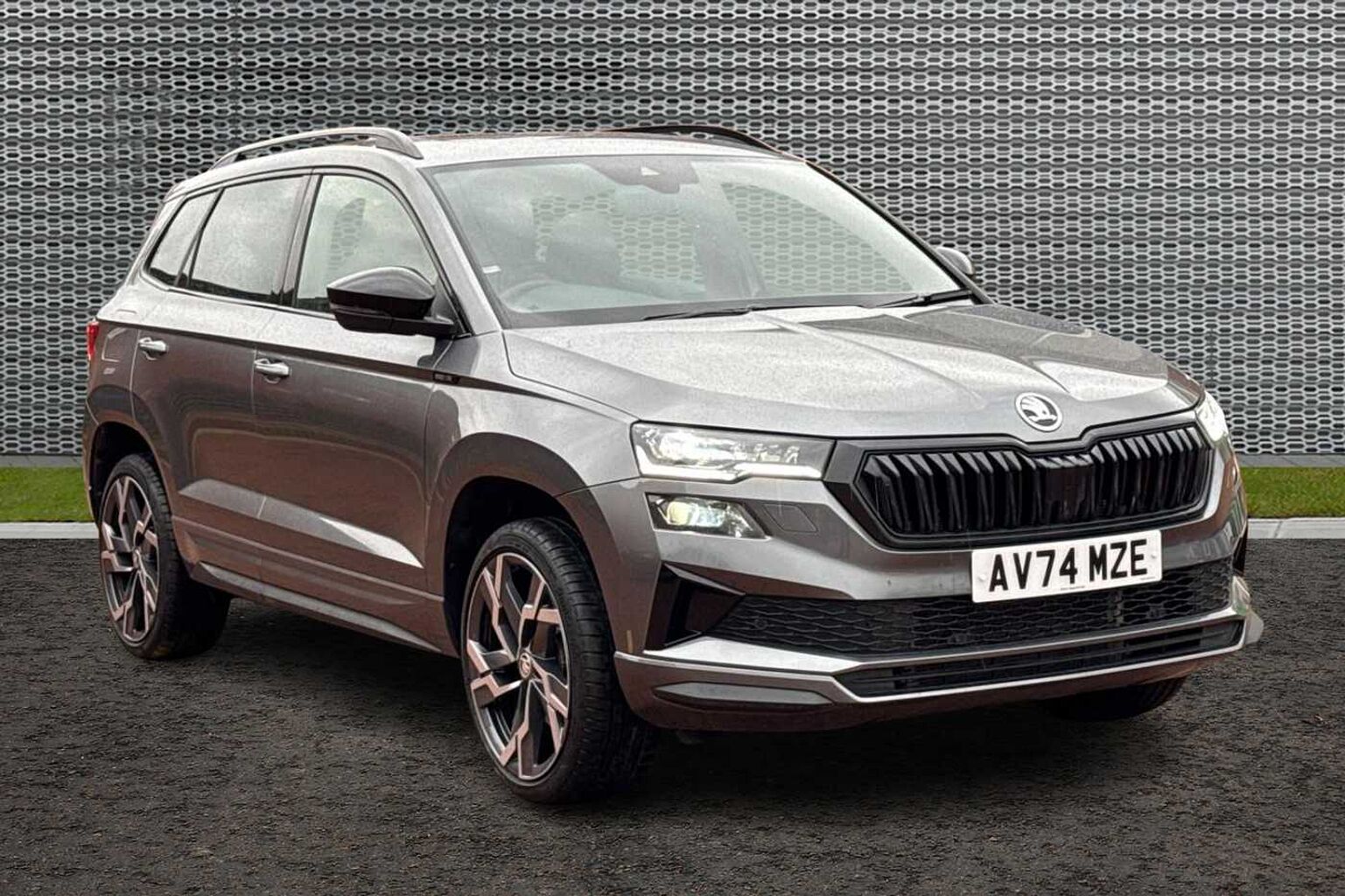 SKODA Karoq SUV 1.5 TSI (150ps) SportLine ACT DSG