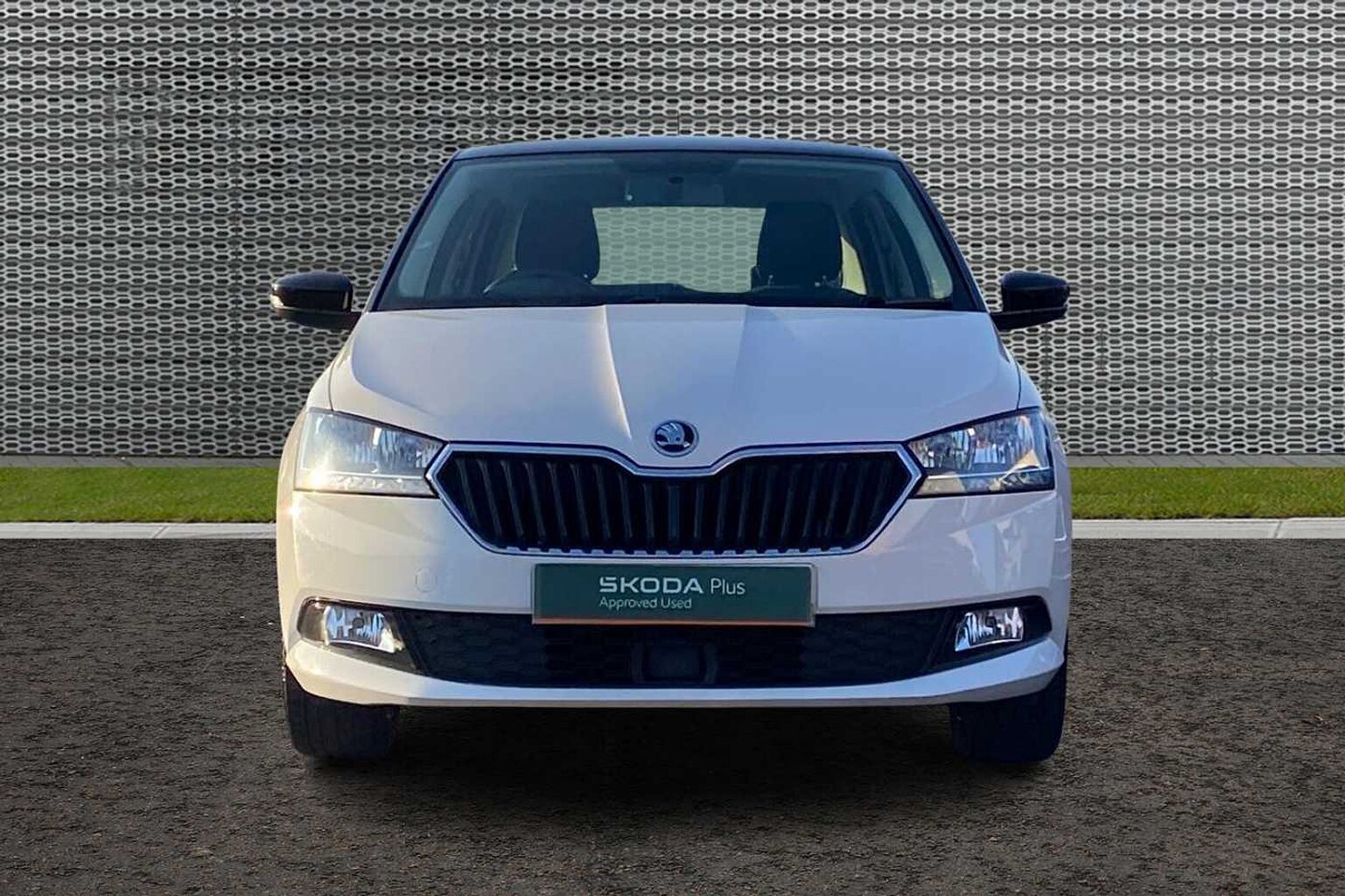 SKODA Fabia 1.0 MPI (60ps) Colour Edition 5-Dr Hatchback