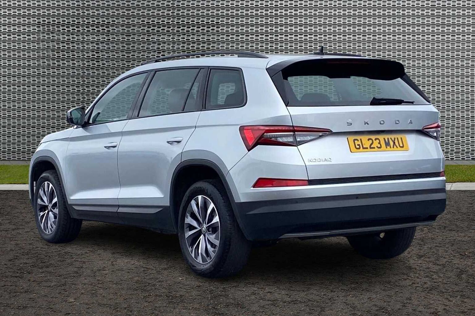 SKODA KODIAQ Estate SE Drive